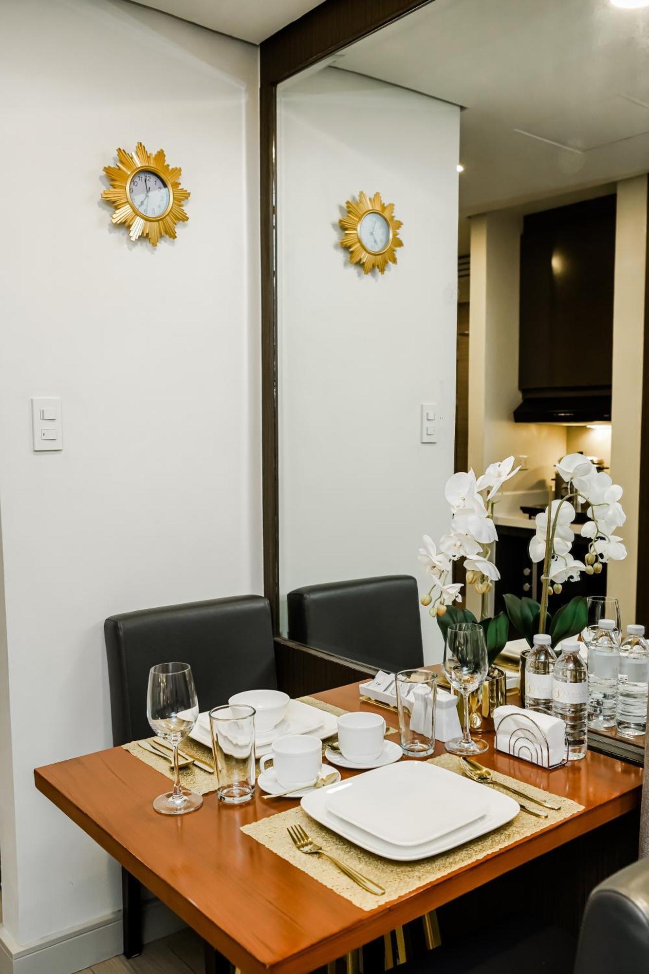 Luxe Suite At Bcct - Bgc'S Prime Studio - Gym, Infinity Pool With Breathtaking Skyline View Taguig Exterior photo