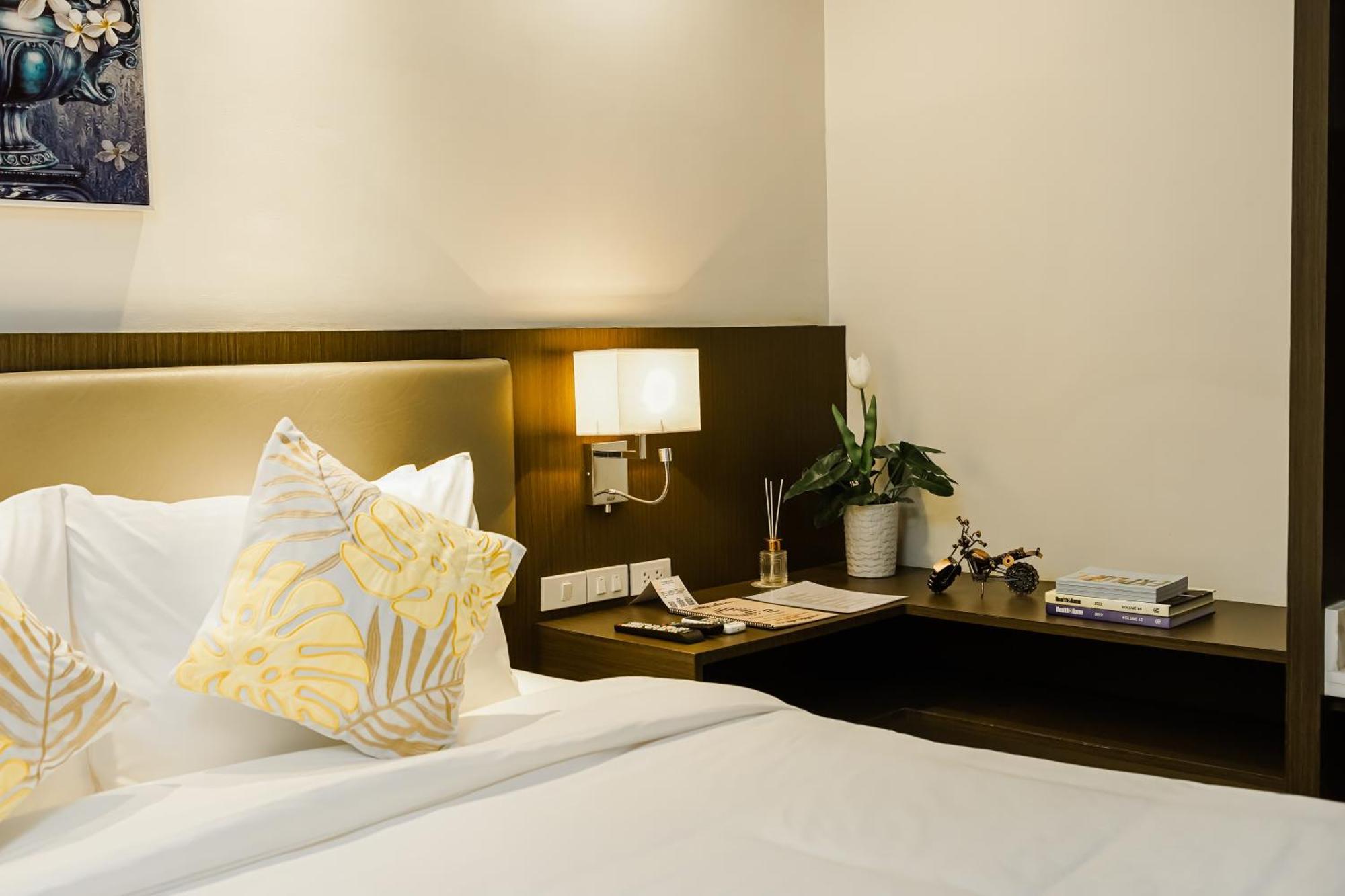 Luxe Suite At Bcct - Bgc'S Prime Studio - Gym, Infinity Pool With Breathtaking Skyline View Taguig Exterior photo