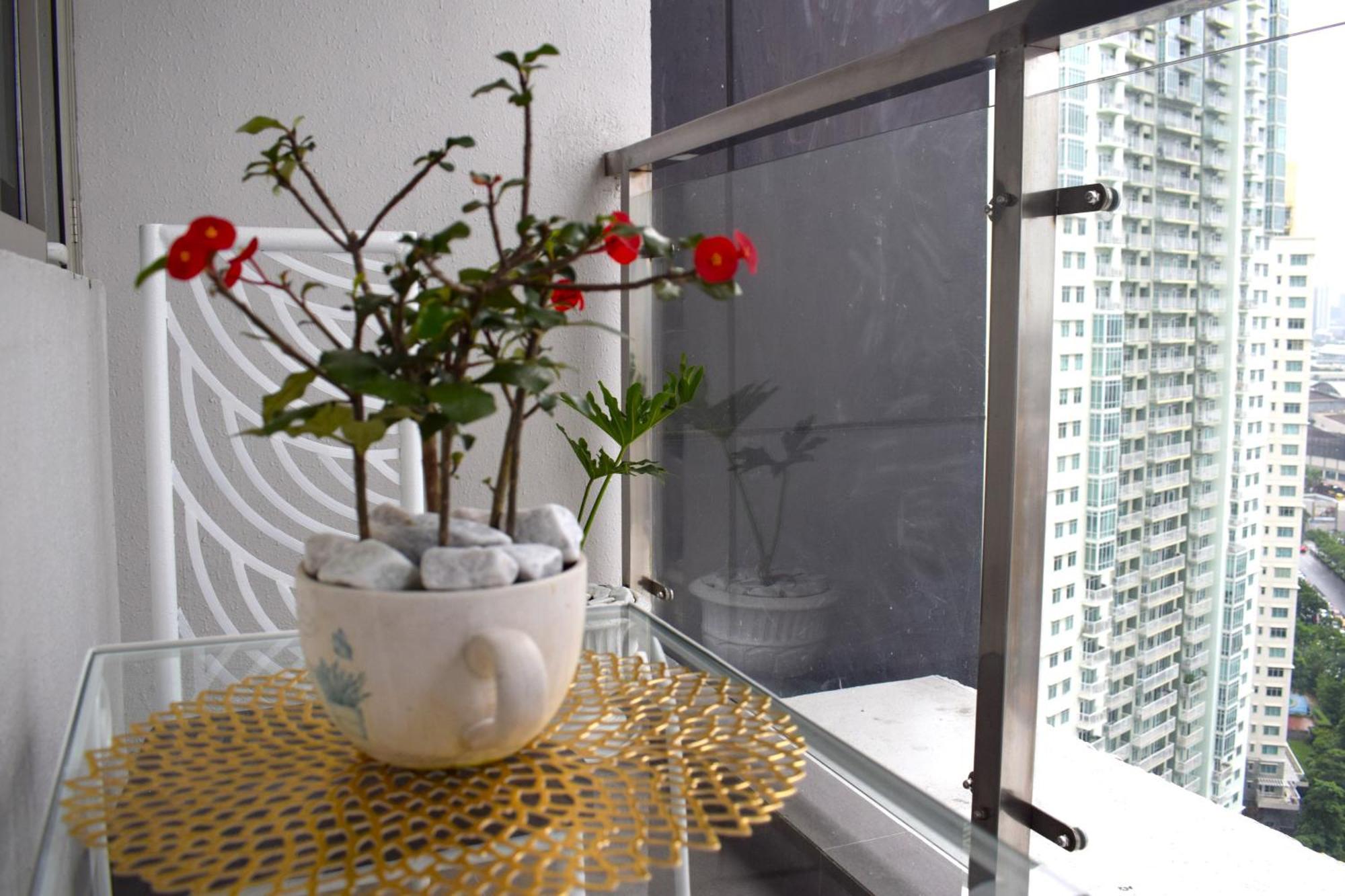 Luxe Suite At Bcct - Bgc'S Prime Studio - Gym, Infinity Pool With Breathtaking Skyline View Taguig Exterior photo