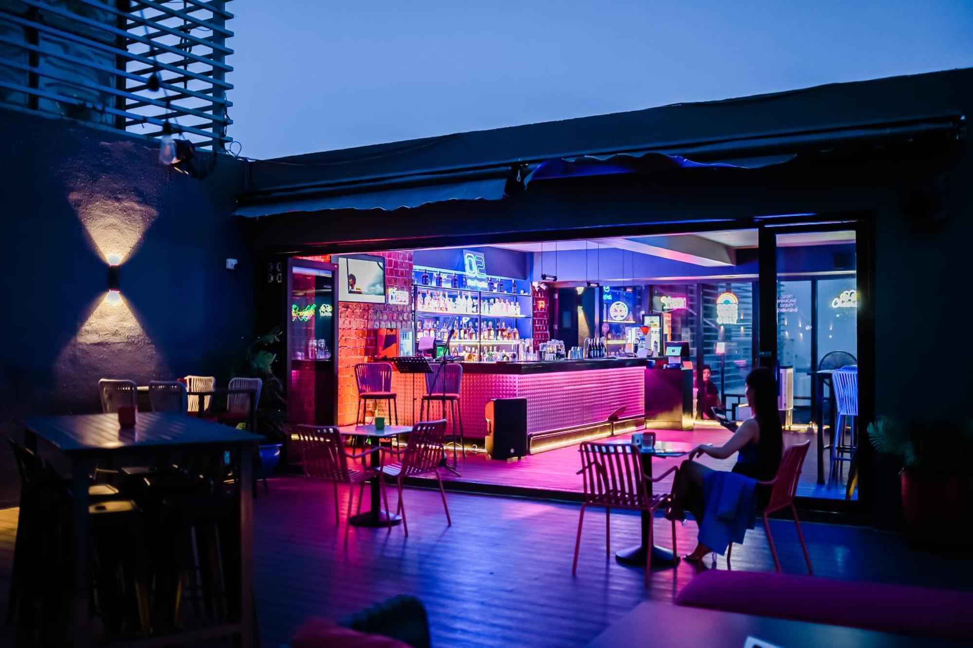 Luxe Suite At Bcct - Bgc'S Prime Studio - Gym, Infinity Pool With Breathtaking Skyline View Taguig Exterior photo